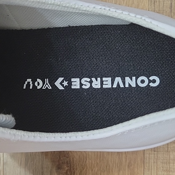 Converse platform Brand new in the box. - Picture 11 of 12